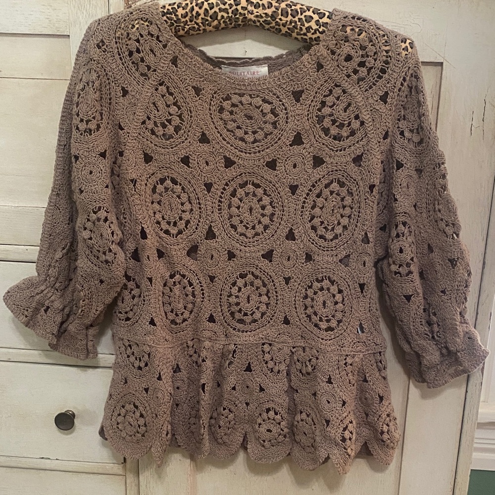 Solitaire Crochet Lace Blouse in Brown